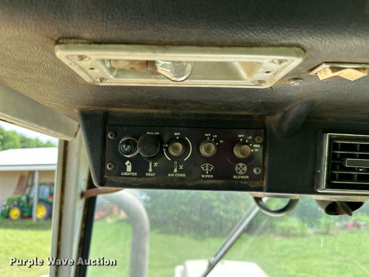 image for item DQ0544 Case 2390  tractor