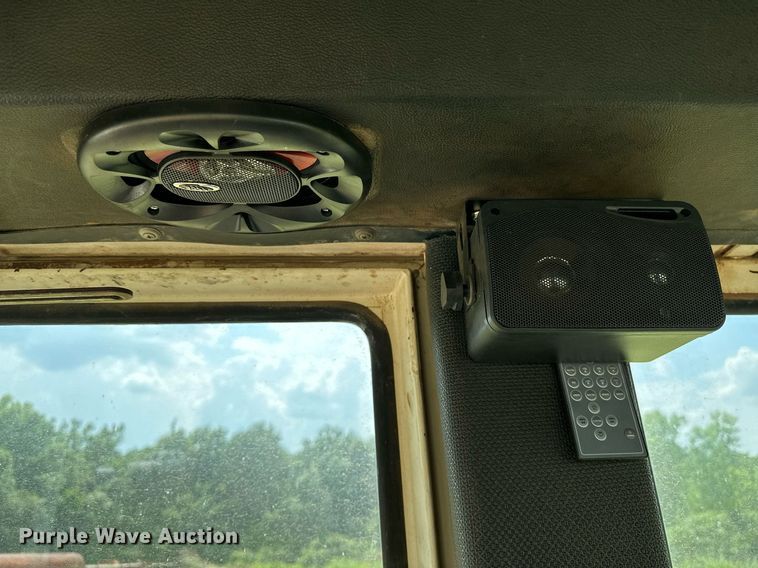 image for item DQ0544 Case 2390  tractor