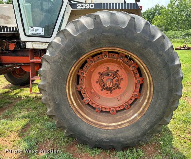 image for item DQ0544 Case 2390  tractor