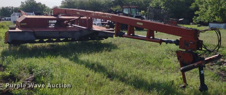 image for item DQ1725 New Holland 1441  windrower