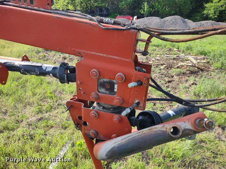 image for item DQ1725 New Holland 1441  windrower