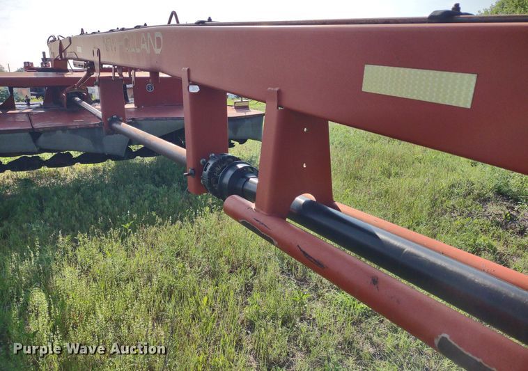 image for item DQ1725 New Holland 1441  windrower