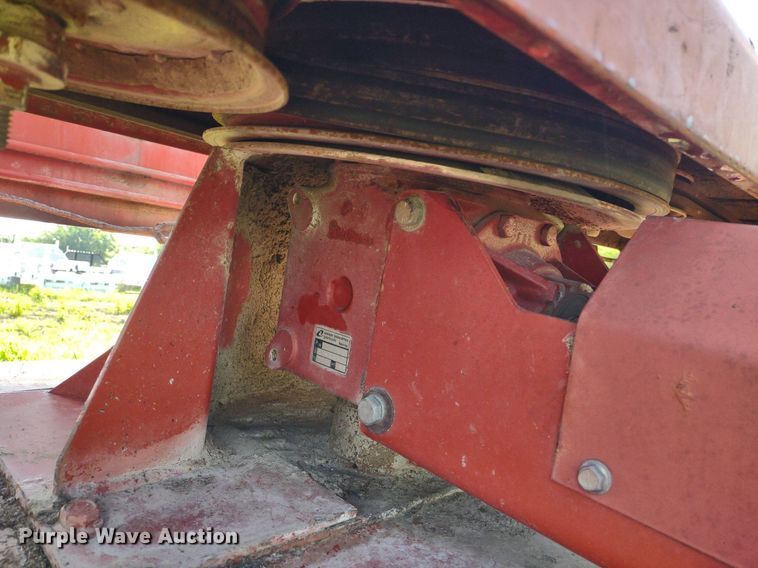 image for item DQ1725 New Holland 1441  windrower