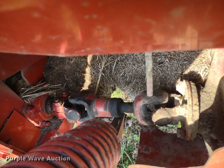 image for item DQ1725 New Holland 1441  windrower