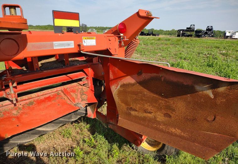 image for item DQ1725 New Holland 1441  windrower