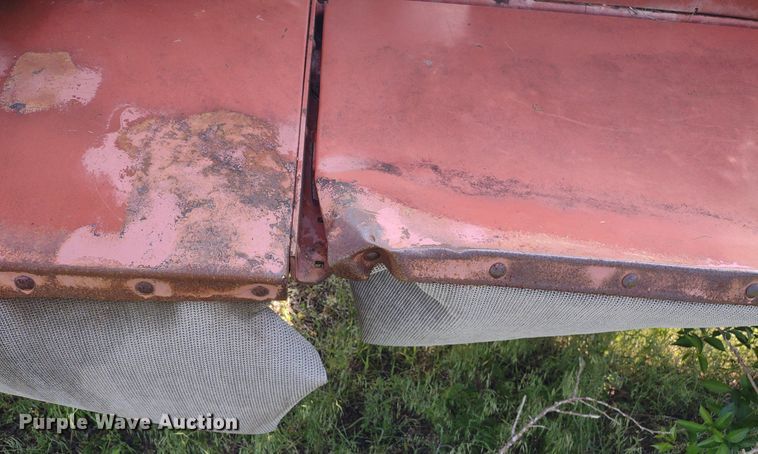 image for item DQ1725 New Holland 1441  windrower