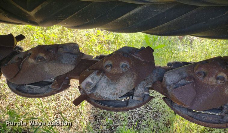 image for item DQ1725 New Holland 1441  windrower