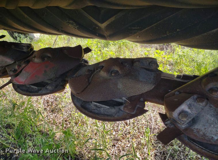 image for item DQ1725 New Holland 1441  windrower