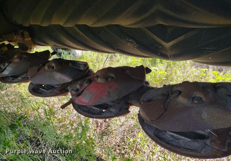 image for item DQ1725 New Holland 1441  windrower