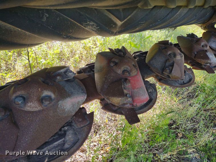 image for item DQ1725 New Holland 1441  windrower
