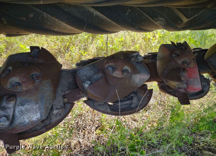 image for item DQ1725 New Holland 1441  windrower