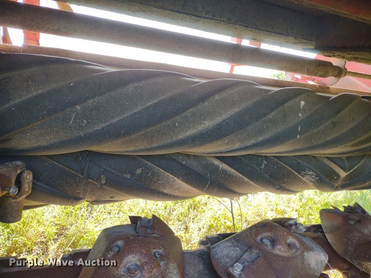 image for item DQ1725 New Holland 1441  windrower