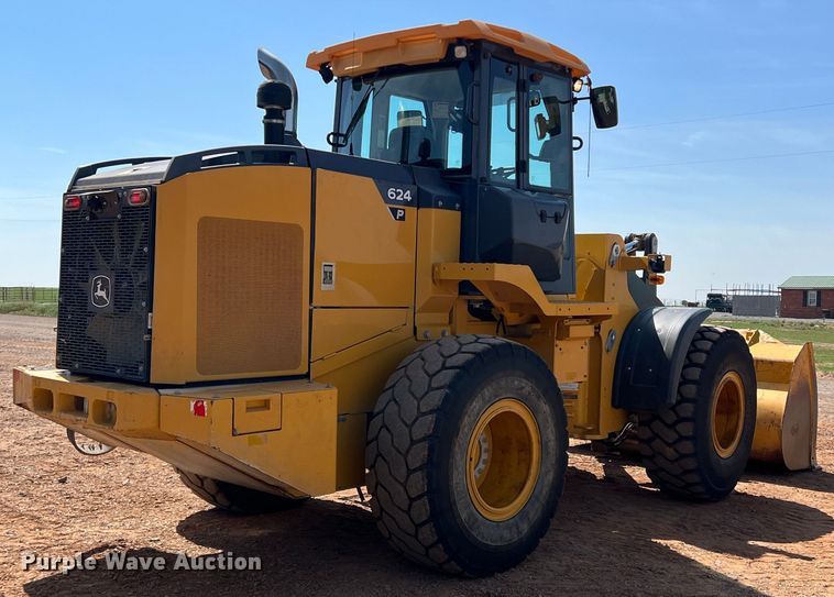 image for item DR5673 2021 John Deere 624 P-Tier  wheel loader