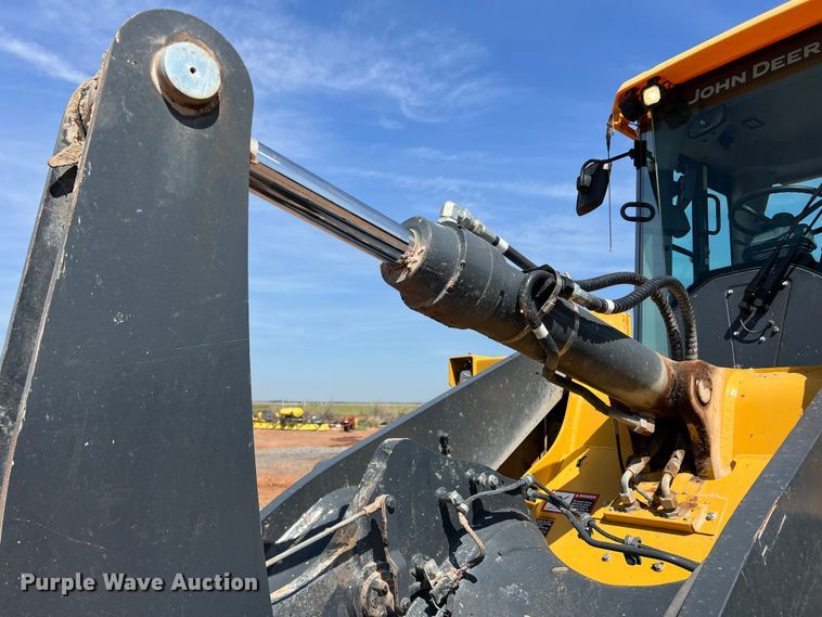 image for item DR5673 2021 John Deere 624 P-Tier  wheel loader