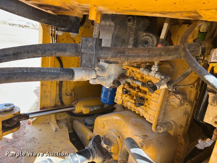 image for item DR5673 2021 John Deere 624 P-Tier  wheel loader