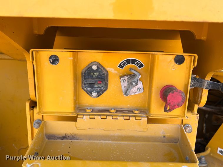 image for item DR5673 2021 John Deere 624 P-Tier  wheel loader