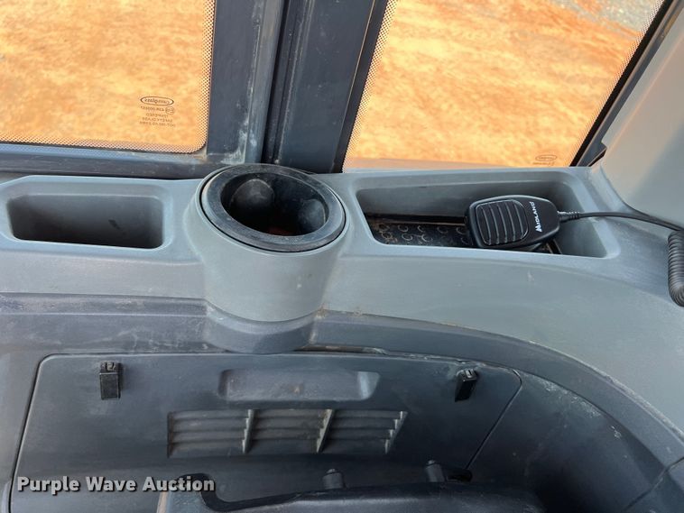 image for item DR5673 2021 John Deere 624 P-Tier  wheel loader