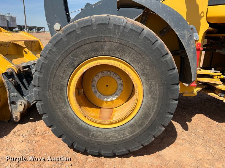 image for item DR5673 2021 John Deere 624 P-Tier  wheel loader