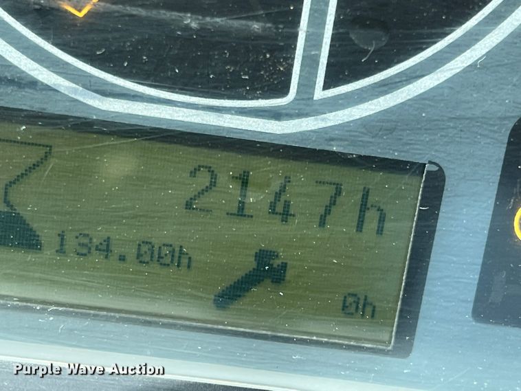 image for item DR5674 2017 Manitou MLT840  telehandler