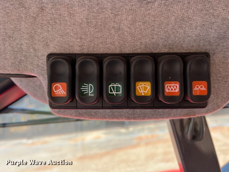 image for item DR5674 2017 Manitou MLT840  telehandler