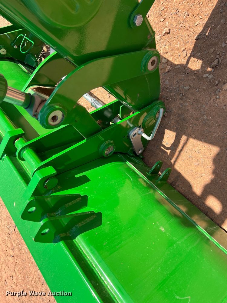 image for item DR5675 John Deere 700M  loader