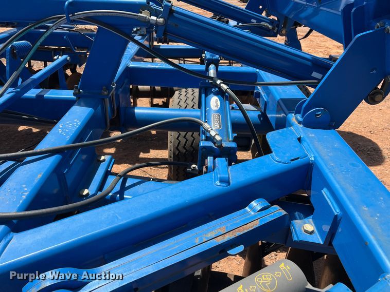 image for item DR5678 2012 Landoll 7431-33  vertical tillage