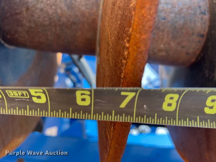 image for item DR5678 2012 Landoll 7431-33  vertical tillage