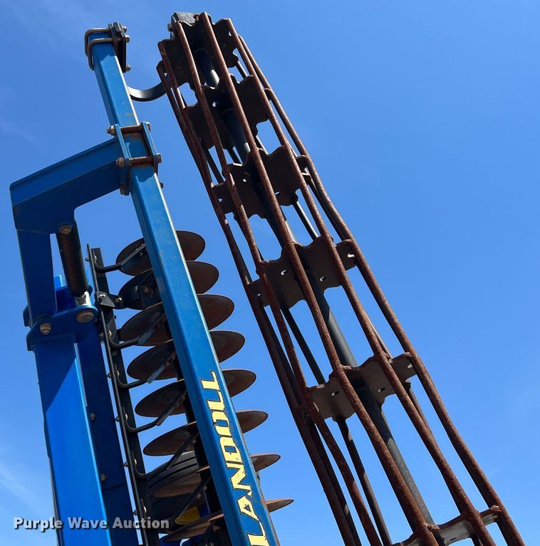 image for item DR5678 2012 Landoll 7431-33  vertical tillage