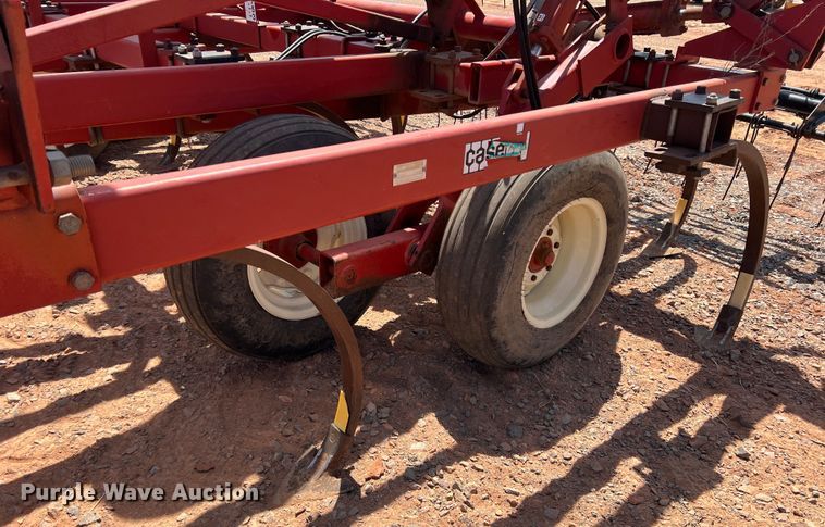 image for item DR5680 Case 5700CHPL  field cultivator