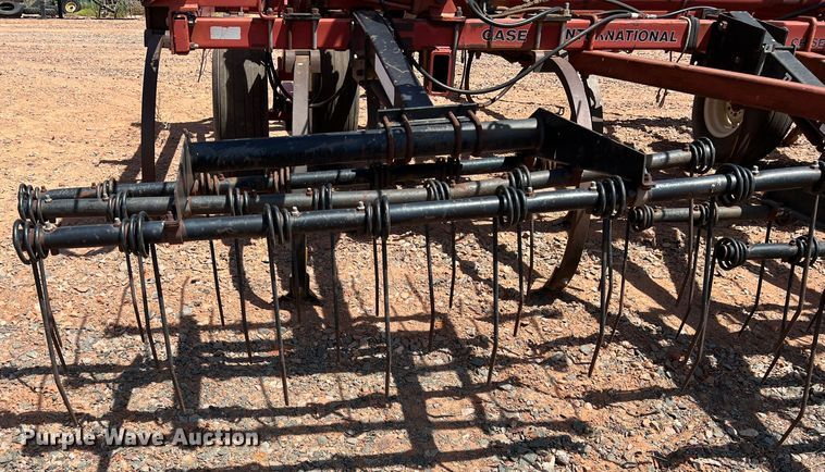 image for item DR5680 Case 5700CHPL  field cultivator