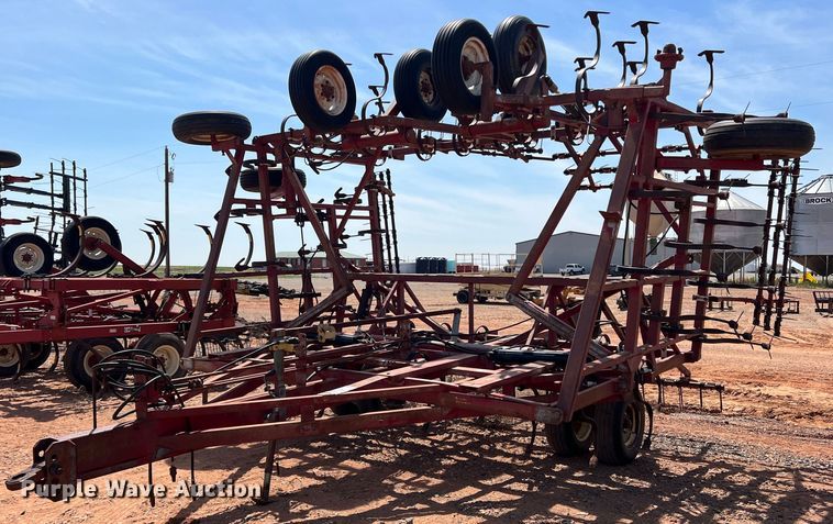 image for item DR5681 Field cultivator