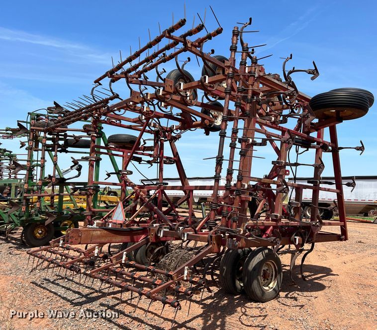 image for item DR5681 Field cultivator