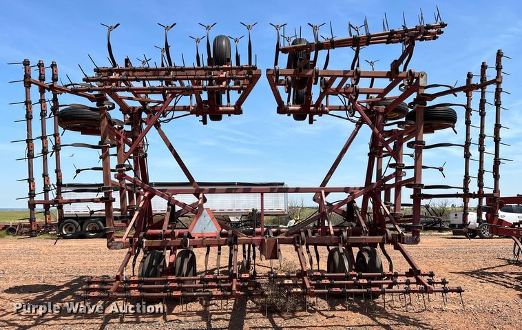 image for item DR5681 Field cultivator