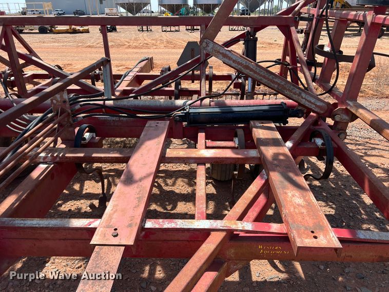 image for item DR5681 Field cultivator