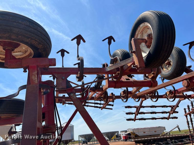 image for item DR5681 Field cultivator