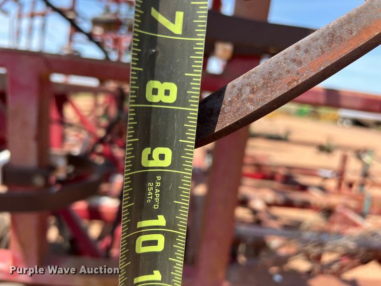 image for item DR5681 Field cultivator