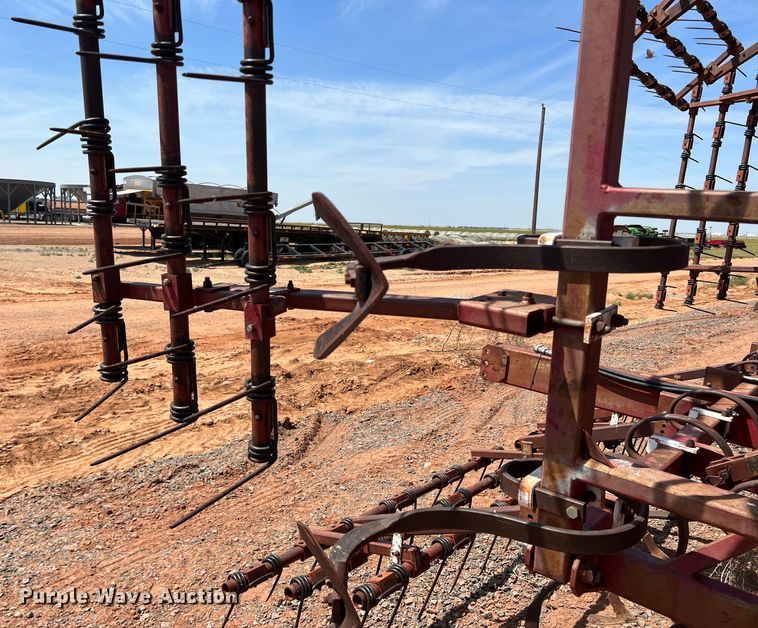 image for item DR5681 Field cultivator