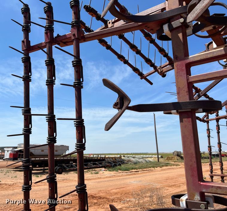 image for item DR5681 Field cultivator