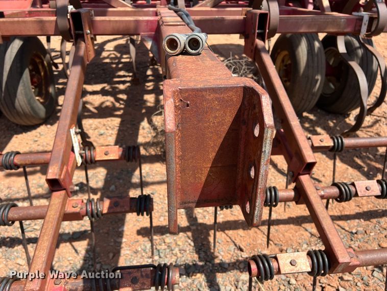 image for item DR5681 Field cultivator