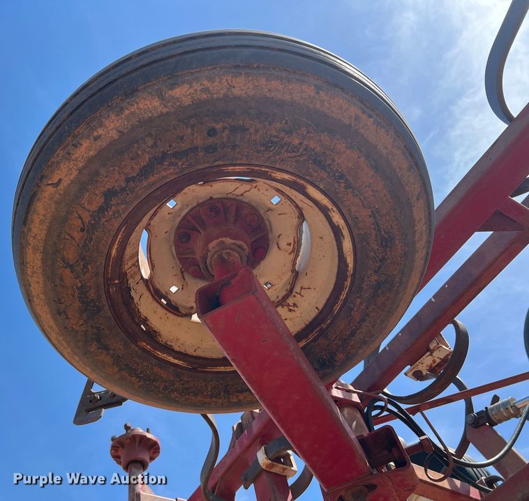 image for item DR5681 Field cultivator