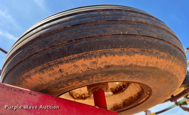 image for item DR5681 Field cultivator