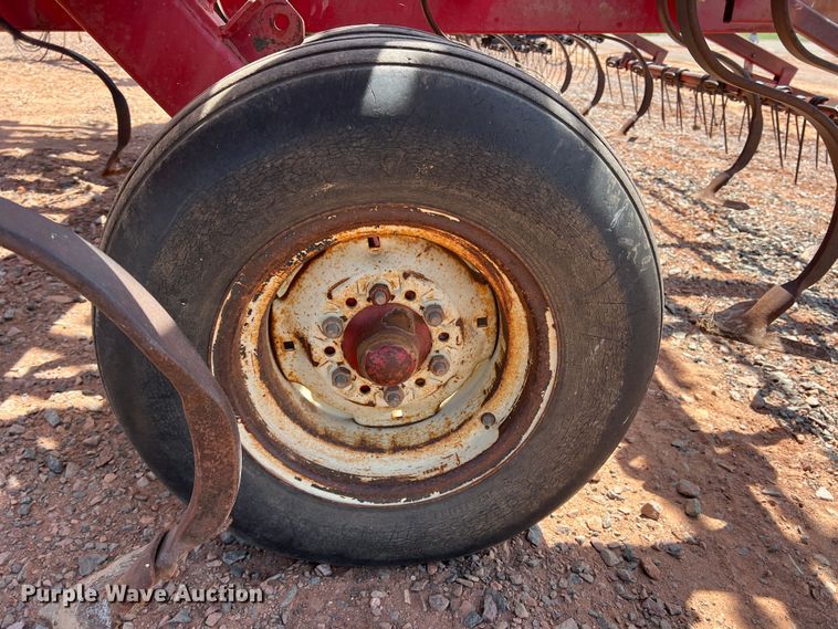 image for item DR5681 Field cultivator