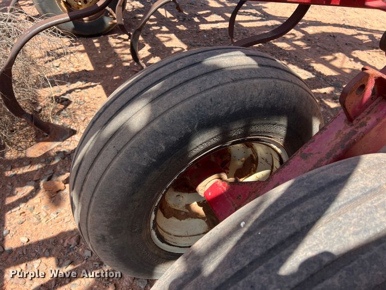 image for item DR5681 Field cultivator