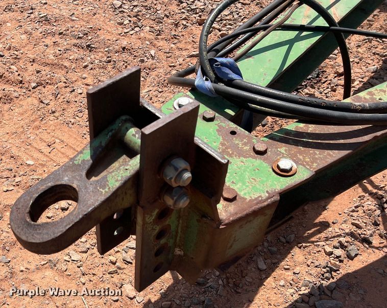 image for item DR5682 John Deere 1610  field cultivator