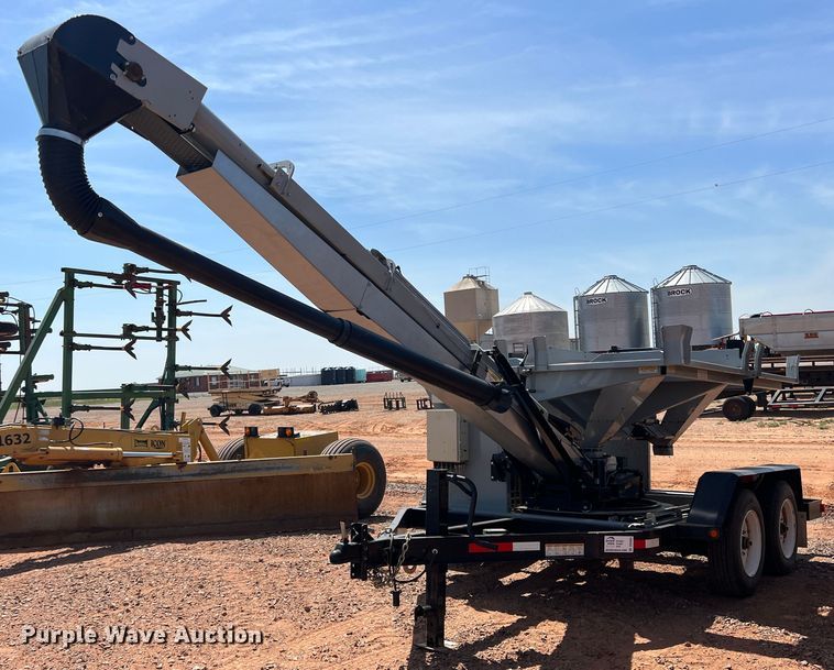 image for item DR5684 CrustBuster 90926700  seed tender