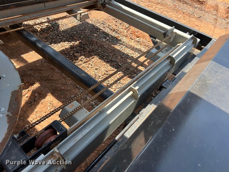 image for item DR5684 CrustBuster 90926700  seed tender