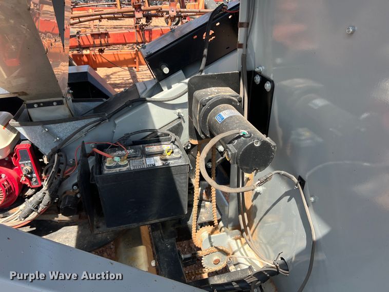 image for item DR5684 CrustBuster 90926700  seed tender