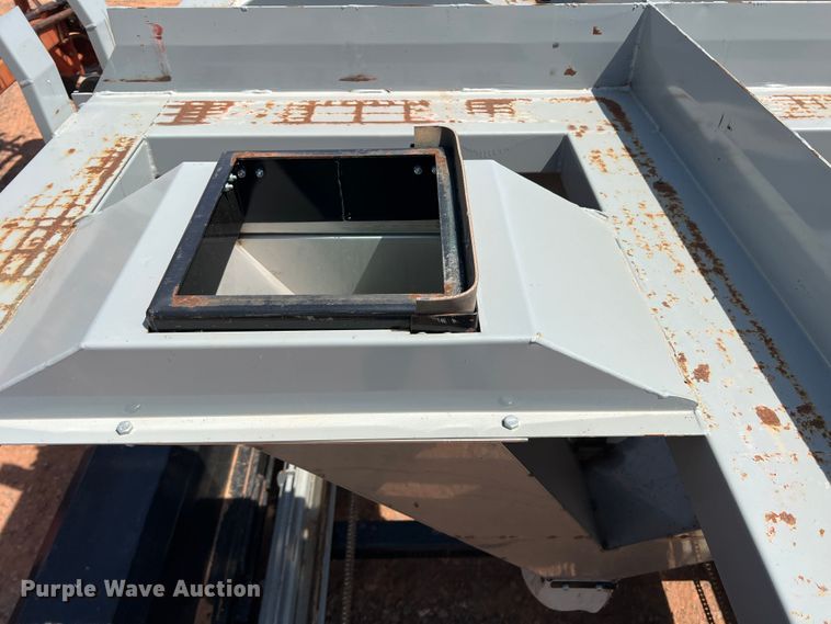 image for item DR5684 CrustBuster 90926700  seed tender