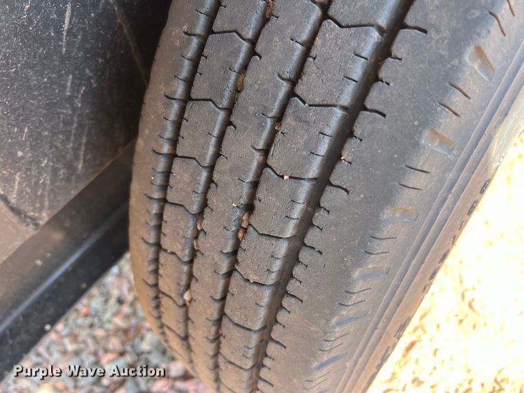 image for item DR5684 CrustBuster 90926700  seed tender