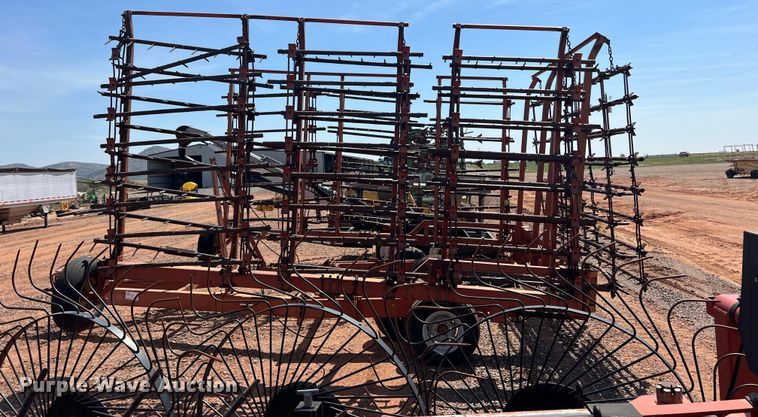 image for item DR5685 McFarlane 46-16  spike tooth harrow